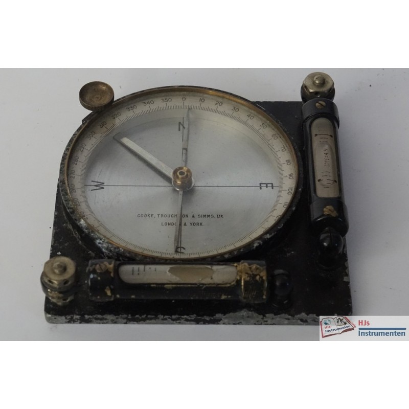 Compass level Cooke Troughton Simms Magnetic compasses