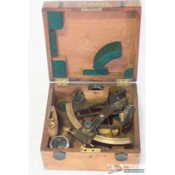 Throughton and Simms survey sextant HO135 Throughton & Simms Quintant