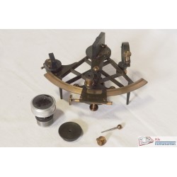 Throughton and Simms survey sextant HO135 Throughton & Simms Quintant