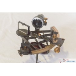 Throughton and Simms survey sextant HO135 Throughton & Simms Quintant