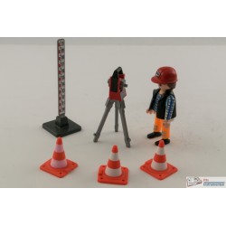 Playmobil land surveyor