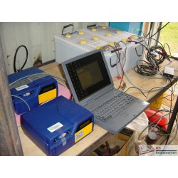 Aquarius 5000 as a base station with control laptop and backup batteries