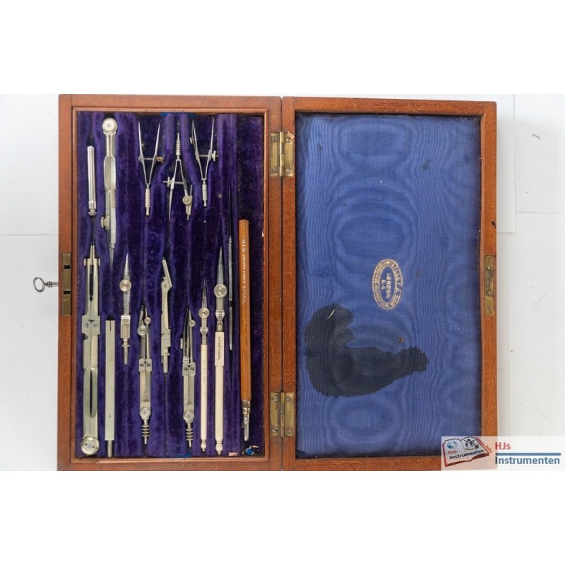 Lilley & Son drawing set